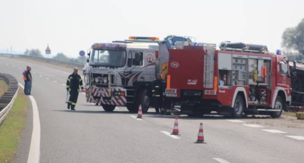 STRAŠNI PRIZORI: Donosimo nove fotografije s mjesta događaja. Trenutno 10 smrtno stradalih, bojimo se da će broj rasti