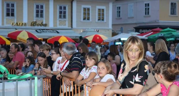 RVA rođendanski koncert Maje Šuput & Mladena Grdovića, 1.6.2018.