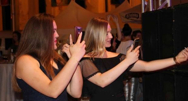 RVA rođendanski koncert Maje Šuput & Mladena Grdovića, 1.6.2018.