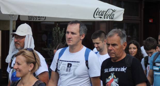 FOTO: Hodočasnici pješaci krenuli u Voćinsko svetište