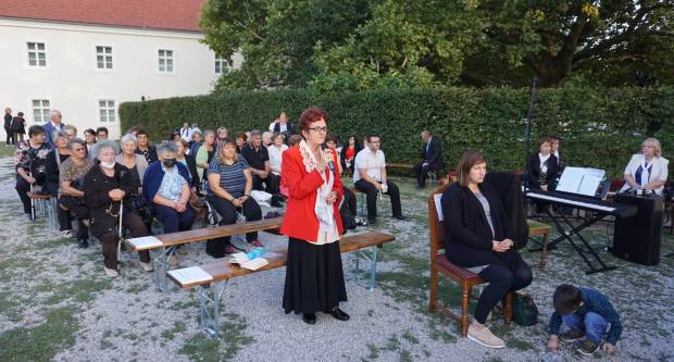 FOTO: Predvečerje blagdana rođenja BDM u Kutjevu