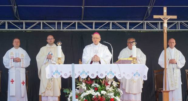 FOTO: Predvečerje blagdana rođenja BDM u Kutjevu