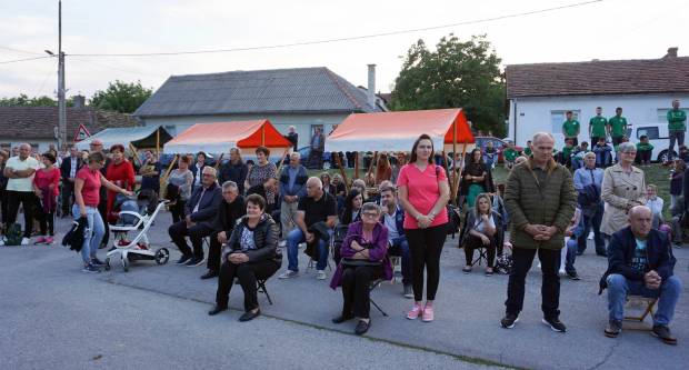 FOTO: Predvečerje blagdana rođenja BDM u Kutjevu