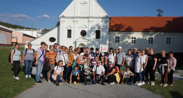 FOTO: Predvečerje blagdana rođenja BDM u Kutjevu