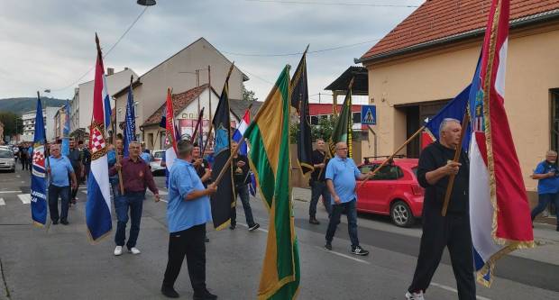 Održan Mimohod pobjednika, branitelja i građana kao spomen obilježja hrvatskim braniteljima