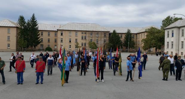 Održan Mimohod pobjednika, branitelja i građana kao spomen obilježja hrvatskim braniteljima