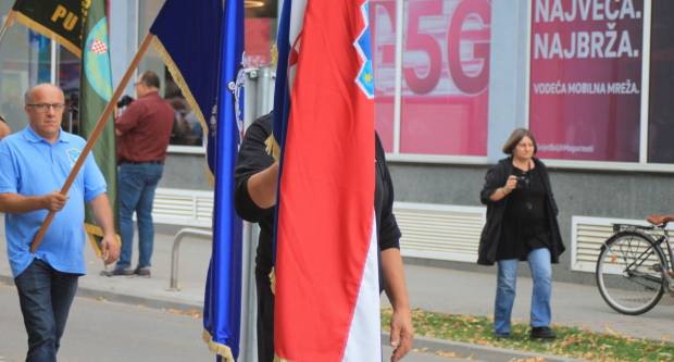 Održan Mimohod pobjednika, branitelja i građana kao spomen obilježja hrvatskim braniteljima