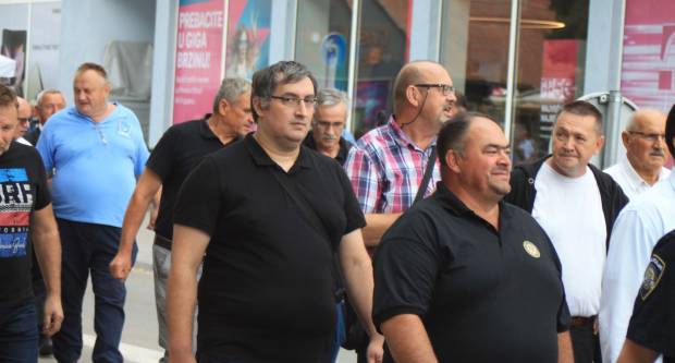 Održan Mimohod pobjednika, branitelja i građana kao spomen obilježja hrvatskim braniteljima