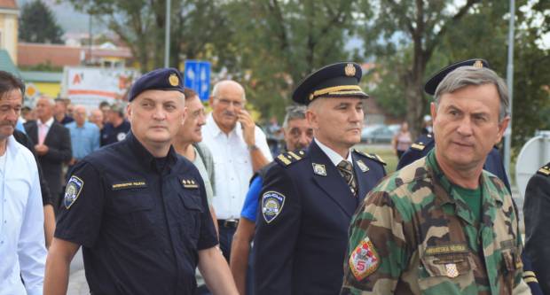 Održan Mimohod pobjednika, branitelja i građana kao spomen obilježja hrvatskim braniteljima