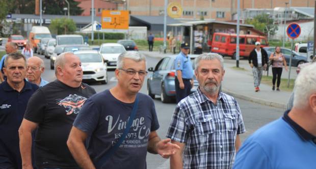 Održan Mimohod pobjednika, branitelja i građana kao spomen obilježja hrvatskim braniteljima