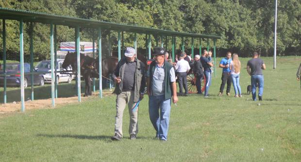 U Mihaljevcima održano natjecanje u šlajsu