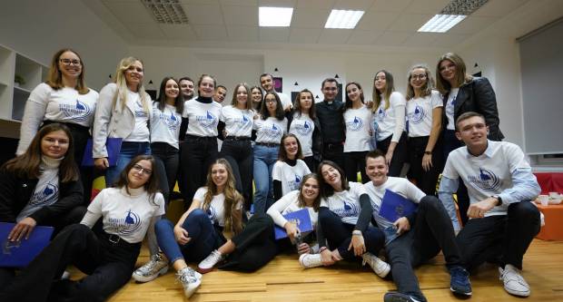 Glazbeno-duhovni program mladih „Otvorite vrata Kristu 2021.“