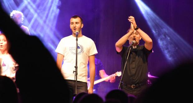 Glazbeno-duhovni program mladih „Otvorite vrata Kristu 2021.“