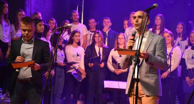 Glazbeno-duhovni program mladih „Otvorite vrata Kristu 2021.“