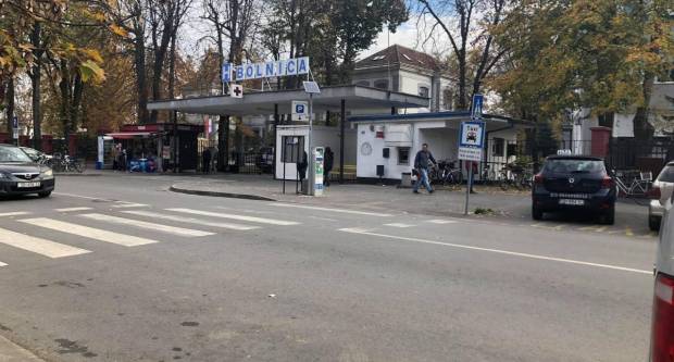 Brodska bolnica postala pano za izražavanje nezadovoljstva Brodska bolnica postala pano za izražavanje nezadovoljstva