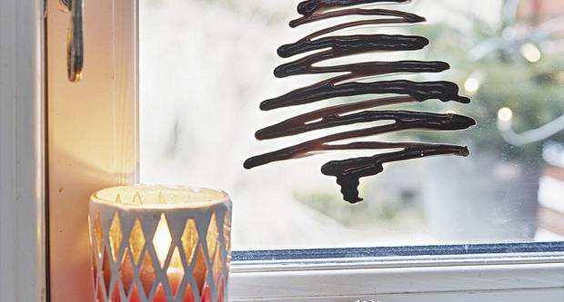 BLIŽI NAM SE BOŽIĆ: Evo nekoliko ideja za blagdansko dekoriranje prozora