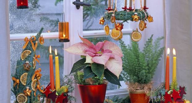 BLIŽI NAM SE BOŽIĆ: Evo nekoliko ideja za blagdansko dekoriranje prozora