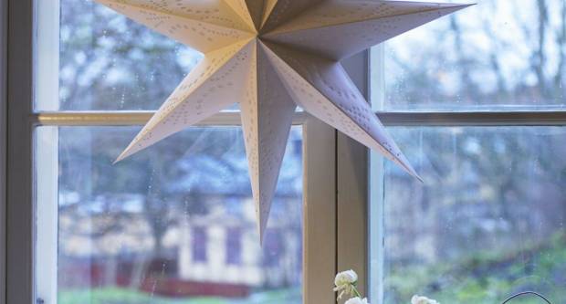 BLIŽI NAM SE BOŽIĆ: Evo nekoliko ideja za blagdansko dekoriranje prozora