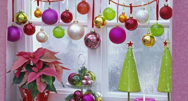 BLIŽI NAM SE BOŽIĆ: Evo nekoliko ideja za blagdansko dekoriranje prozora
