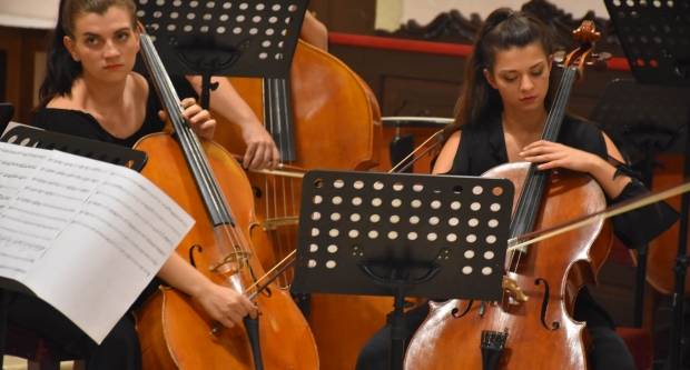 Antunovski koncert u požeškoj Katedrali