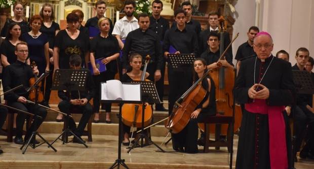 Antunovski koncert u požeškoj Katedrali