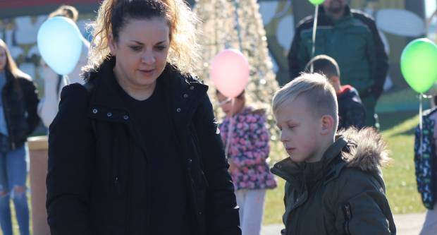 FOTOGALERIJA: Dječji doček Nove godine u Pleternici 