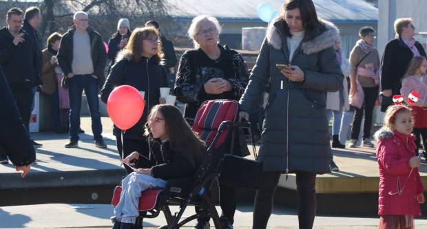 FOTOGALERIJA: Dječji doček Nove godine u Pleternici 