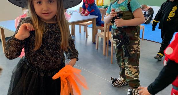 FOTO: Preslatki mališani iz kutjevačkog vrtića ʺGrozdićʺ obilježili maškare