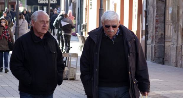 FOTO: Sunce je u šetnju izmamilo brojne Požežanke i Požežane, 12.3.2022.