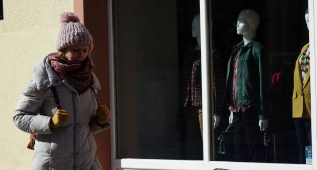 FOTO: Sunce je u šetnju izmamilo brojne Požežanke i Požežane, 12.3.2022.