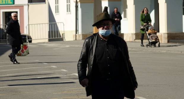 FOTO: Sunce je u šetnju izmamilo brojne Požežanke i Požežane, 12.3.2022.