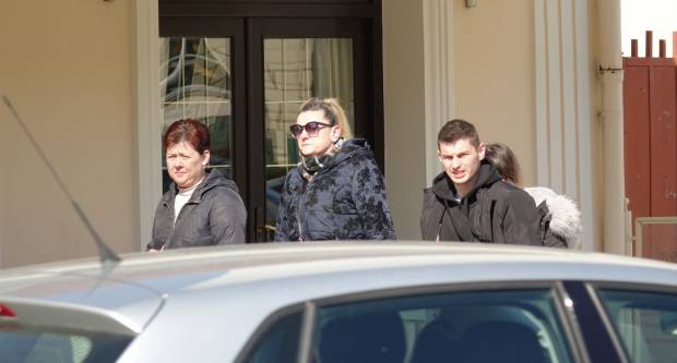 FOTO: Sunce je u šetnju izmamilo brojne Požežanke i Požežane, 12.3.2022.