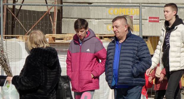 FOTO: Sunce je u šetnju izmamilo brojne Požežanke i Požežane, 12.3.2022.