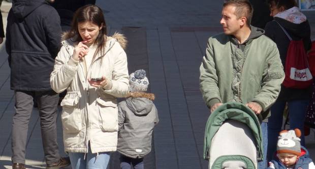 FOTO: Sunce je u šetnju izmamilo brojne Požežanke i Požežane, 12.3.2022.