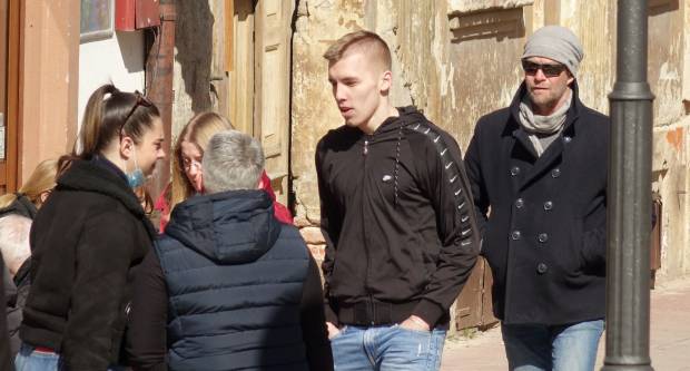 FOTO: Sunce je u šetnju izmamilo brojne Požežanke i Požežane, 12.3.2022.