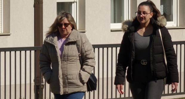 FOTO: Sunce je u šetnju izmamilo brojne Požežanke i Požežane, 12.3.2022.