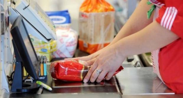 Svi Požežani i Požežanke koji rade u ovoj trgovini dobit će uskrsnice i slobodan dan