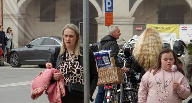 FOTO: Šetnja Požegom, 9.4.2022.