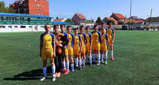 Ekipa 5. i 6. razreda OŠ Julija Kempfa osvojila prvo mjesto u mini nogometu na poluzavršnom natjecanju Školskih sportskih društava i plasirala se na državnu završnicu