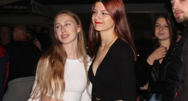 Na 11. Moto susretima u Pleternici mnogobrojni posjetitelji uživali u koncertu ʺOpće opasnostiʺ