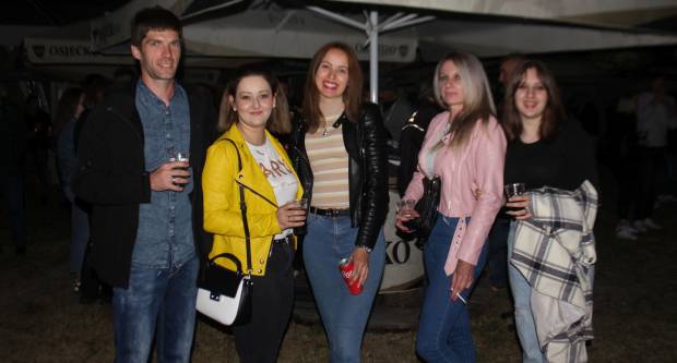 Na 11. Moto susretima u Pleternici mnogobrojni posjetitelji uživali u koncertu ʺOpće opasnostiʺ