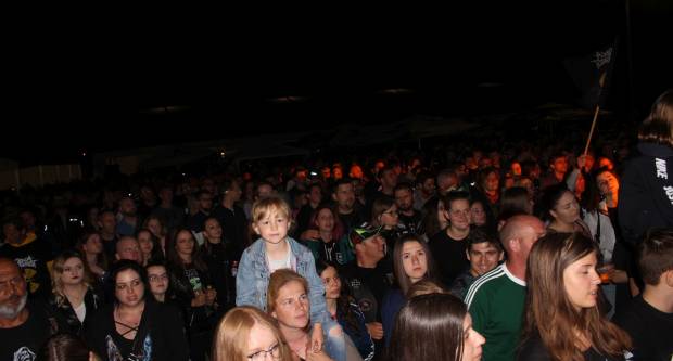 Na 11. Moto susretima u Pleternici mnogobrojni posjetitelji uživali u koncertu ʺOpće opasnostiʺ