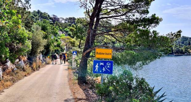 FOTO: HPD Gojzerica Požega posjetila Nacionalni park Mljet