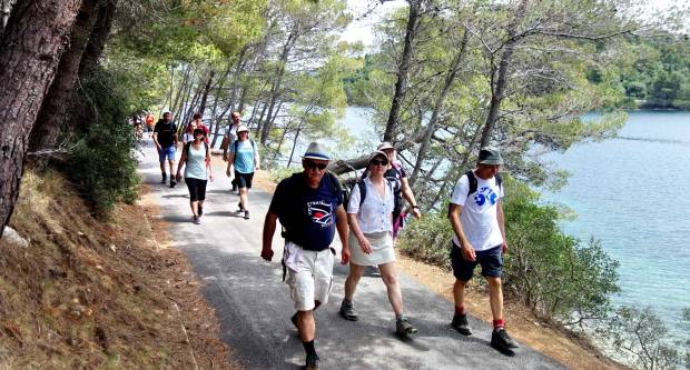 FOTO: HPD Gojzerica Požega posjetila Nacionalni park Mljet
