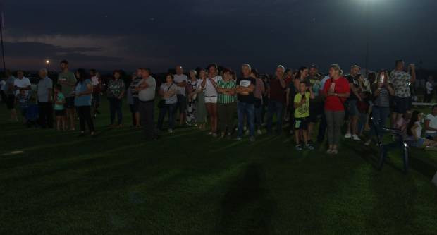 MEĐUNARODNI KONJIČKI TURNIR U PLETERNICI: Održana prva konjička noćna utrka u svijetu