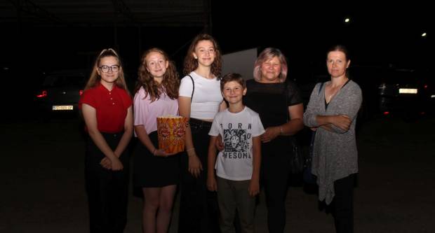 MEĐUNARODNI KONJIČKI TURNIR U PLETERNICI: Održana prva konjička noćna utrka u svijetu