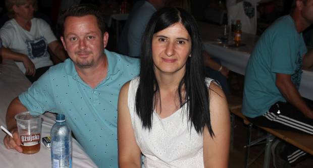 MEĐUNARODNI KONJIČKI TURNIR U PLETERNICI: Održana prva konjička noćna utrka u svijetu