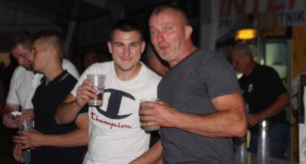 MEĐUNARODNI KONJIČKI TURNIR U PLETERNICI: Održana prva konjička noćna utrka u svijetu