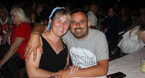 MEĐUNARODNI KONJIČKI TURNIR U PLETERNICI: Održana prva konjička noćna utrka u svijetu