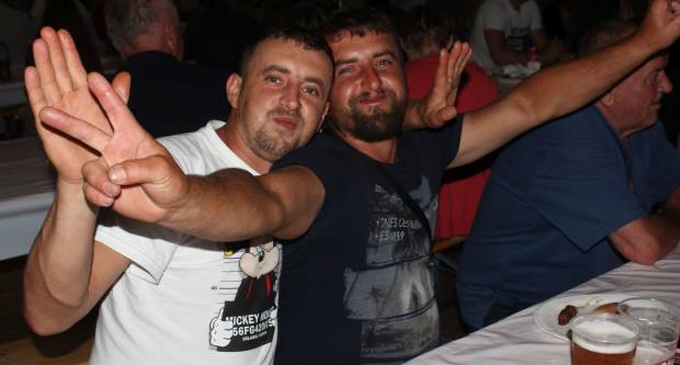 MEĐUNARODNI KONJIČKI TURNIR U PLETERNICI: Održana prva konjička noćna utrka u svijetu